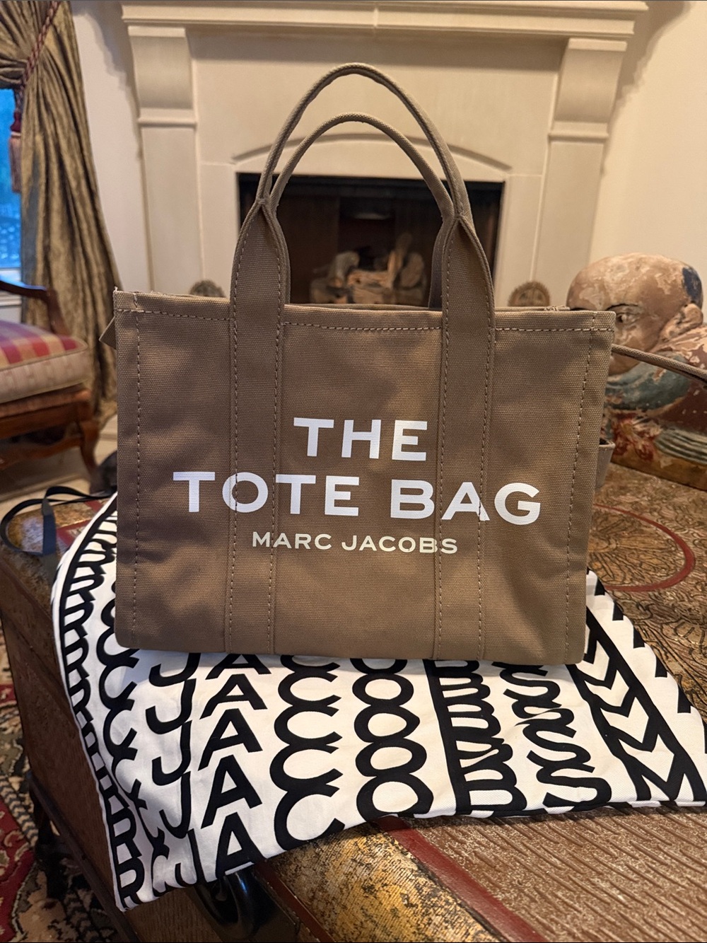 Marc Jacobs Medium Canvas Tote Bag in Slate Green with White Logo